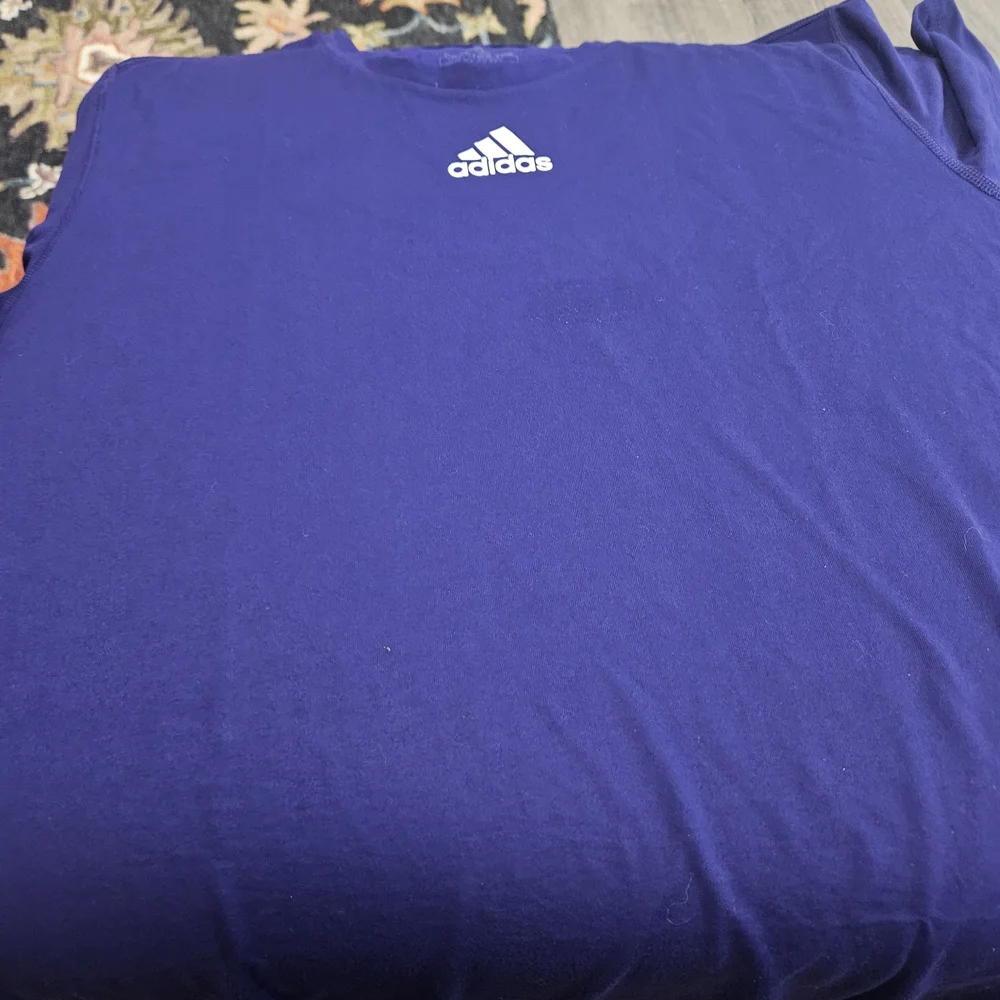 Adidas Men's Purple T-Shirt Dri-fit - Picture 5 of 6